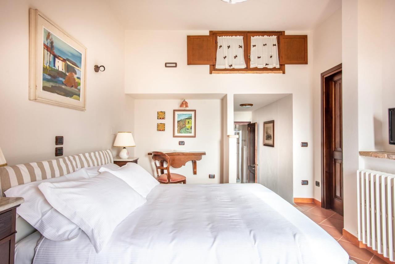 Domus Antiqua Bed & Breakfast สเปลโล ภายนอก รูปภาพ