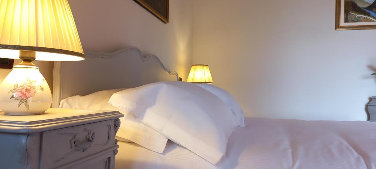 Domus Antiqua Bed & Breakfast สเปลโล ภายนอก รูปภาพ